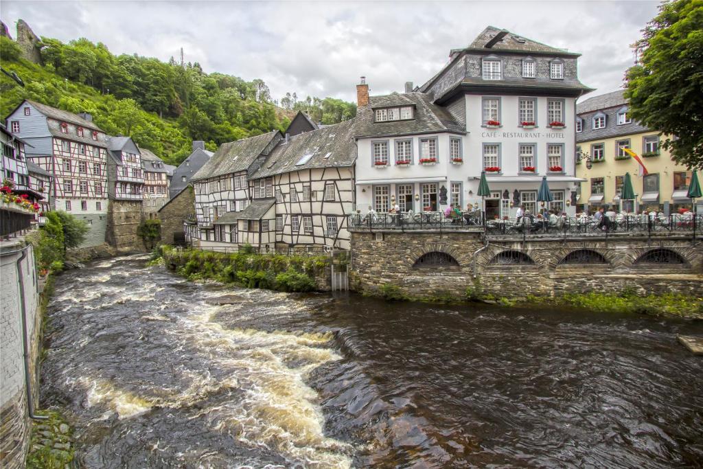 Hotel De Lange Man Monschau Eifel Eksteriør bilde